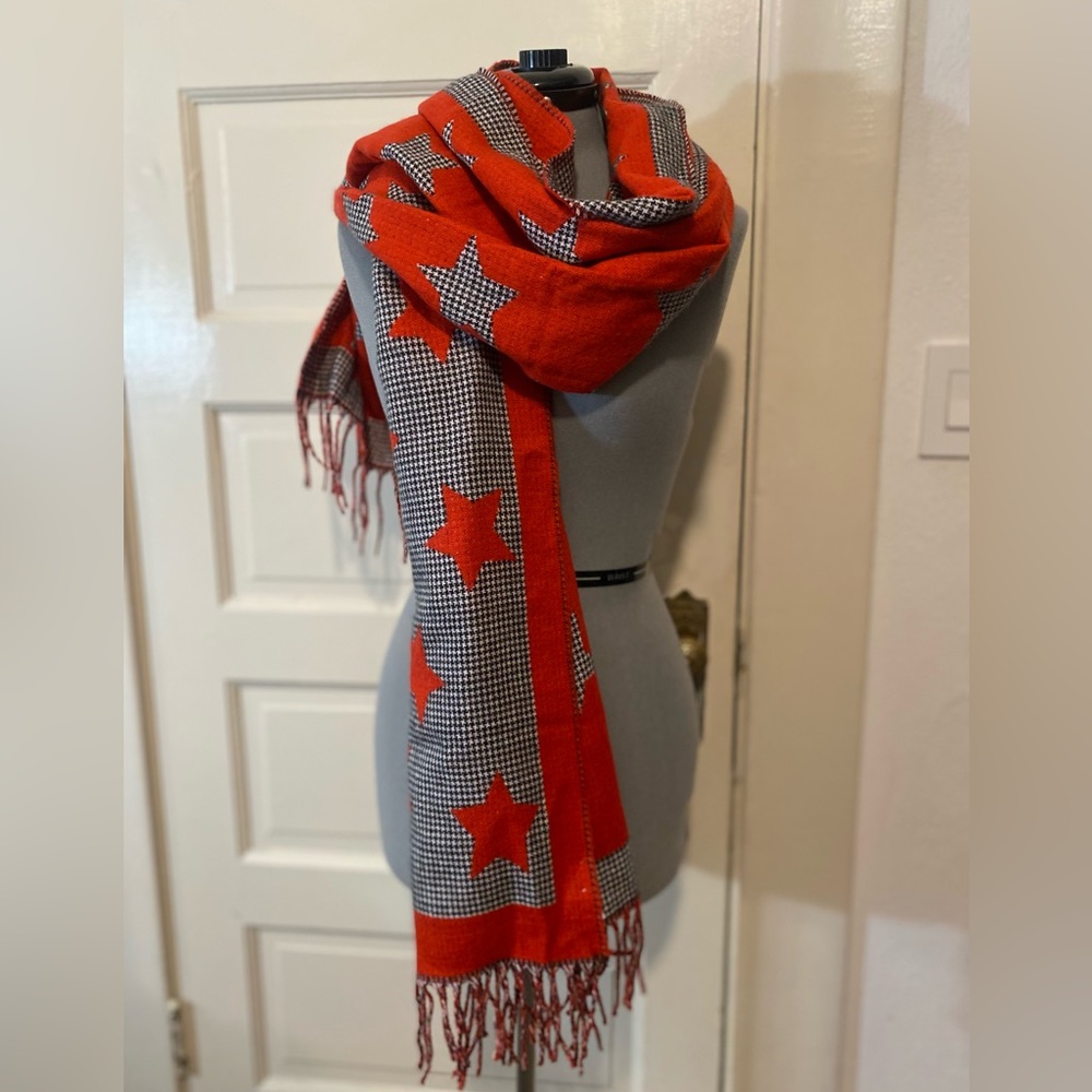 Reversible Vega Scarf Vintage Knitted Houndstooth & Red Geometric Cabi Brand 🪗